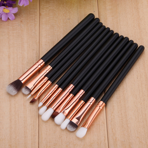 Fabricantes de China al por mayor personalizado de sombra de ojos pinceles de maquillaje cosmético cosmeticos y maquillaje - Product Image 4
