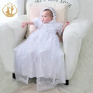 VENDITA CALDA di Alta Qualità del ricamo di modo piena del merletto tre pezzi di design bambino battesimo abiti abito per il bambino appena nato