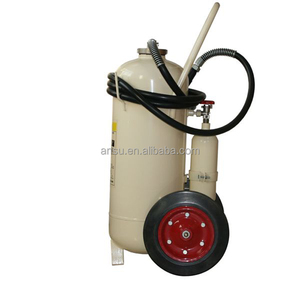 Bình Chữa Cháy Dạng Xe Đẩy Bằng Xốp AFFF <span class=keywords><strong>3</strong></span>% 6% Bình Chữa Cháy 100L Có Hộp Khí - Product Image 1