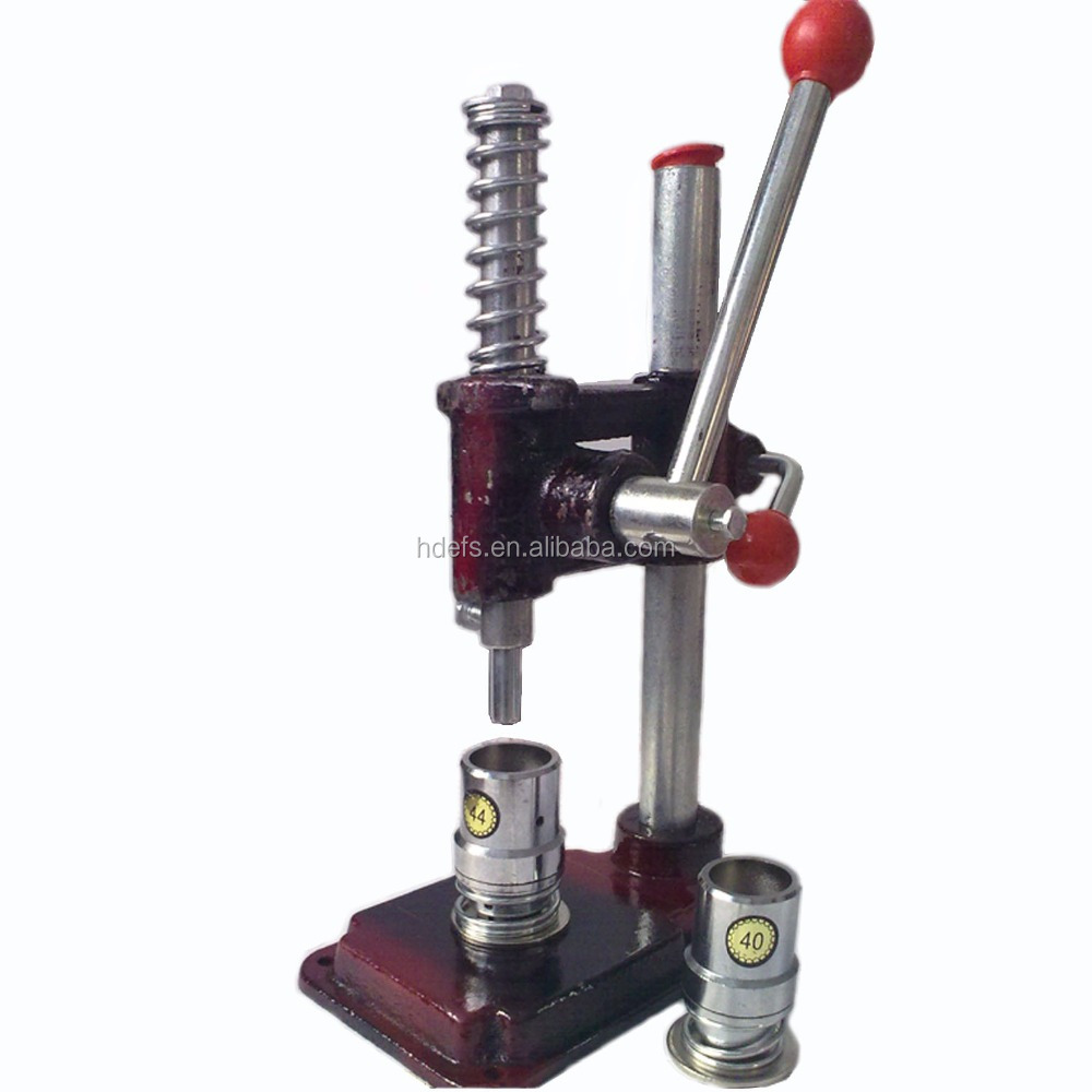 Полностью автоматическая машина для крепления кнопок