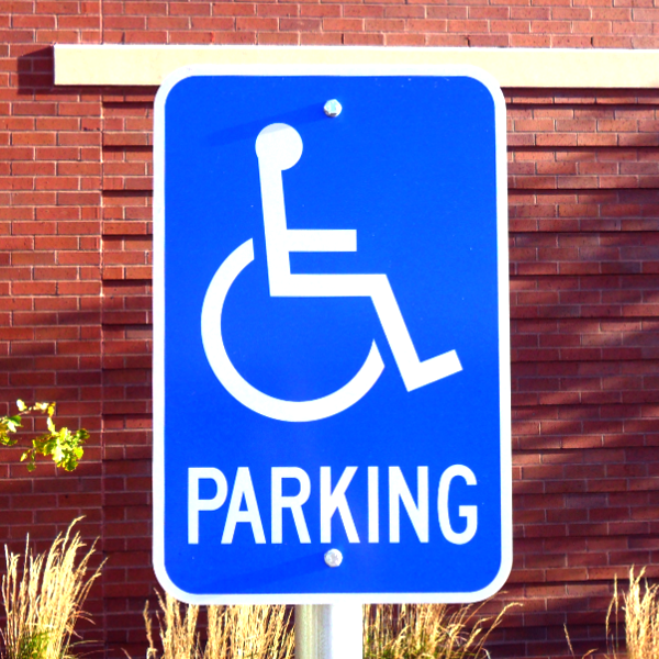 Customized Wholesale Reflective Handicap Parking Warning Sign Board