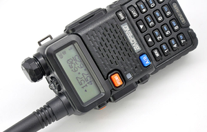 Fábrica de fabricación en caliente walkie talkie directo <span class=keywords><strong>baofeng</strong></span> uv5r radioaficionado de doble banda - Product Image 4