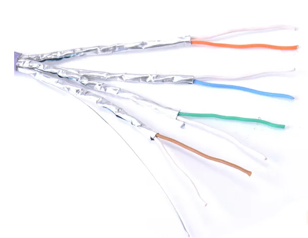 8P8C UTP Cat6 yama kablosu ile örgülü CCA kalıplı RJ45