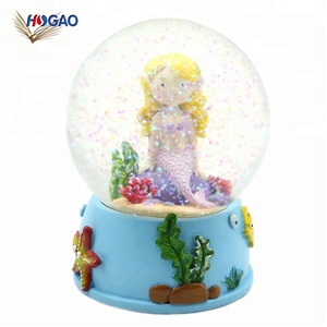 OEM Navidad Día de San Valentín cumpleaños regalo de Año Nuevo Bola de resina de agua sirena globo de nieve - Product Image 2