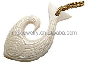 Animal Carved Synthetic Ox Bones Sea <strong>Turtle</strong> Fish Hook Pendant <strong>Jewelry</strong> for Man - Product Image 2