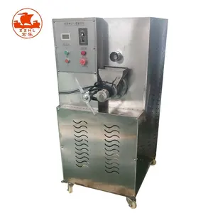 Hohl Mais Puff Snack Extruder/eis Kegel Bulking Maschine/puffmais Stick, Der Maschine