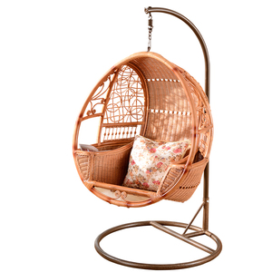 Silla Colgante Ovalada de Mimbre y Bambú de Estilo Moderno con Reposapiés <span class=keywords><strong>para</strong></span> <span class=keywords><strong>Sala</strong></span> de Estar, Dormitorio, Hotel o Uso en Exteriores - Product Image 1