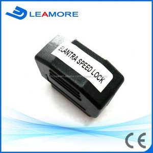 2015 inteligente OBDII puerta del coche de bloqueo módulo Hyundai Elantra / ix35 / nueva Santa Fe auto bloqueo de velocidad - Product Image 2