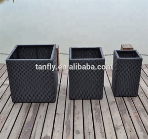 Macetas europeas de aluminio y metal para exteriores, macetas cuadradas de ratán PE - Product Image 4