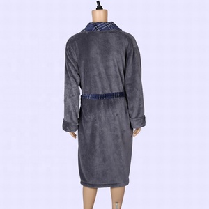 पुरुषों के लिए 2025 सर्दियों की नई उच्च गुणवत्ता वाले वयस्क लक्जरी ड्रेसिंग गाउन - Product Image 3