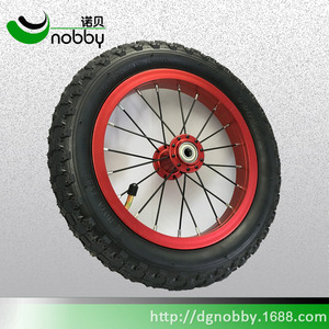 Roues pneumatiques en caoutchouc de 12 pouces <span class=keywords><strong>roue</strong></span> de jante en aluminium pour enfants vélo d'équilibre - Product Image 5