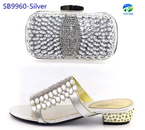 2019 moda tacchi bassi <span class=keywords><strong>argento</strong></span> Nigeria Party scarpe e borsa Set - Product Image 1