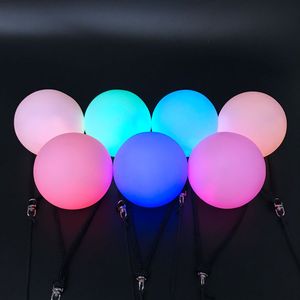 Fantastici Poi Ball Luminosi Giocattolo Rotante Colorato per Danza del Ventre Palline da Giocoleria con Logo Personalizzato Palline LED per Giocoleria al Buio - Product Image 6