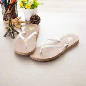 Slippers Ladies Flip Flops Beach Slipper Custom Rubber Macrame Rhinestone PVC Women Screen Printing Customized Summer House Open Toe