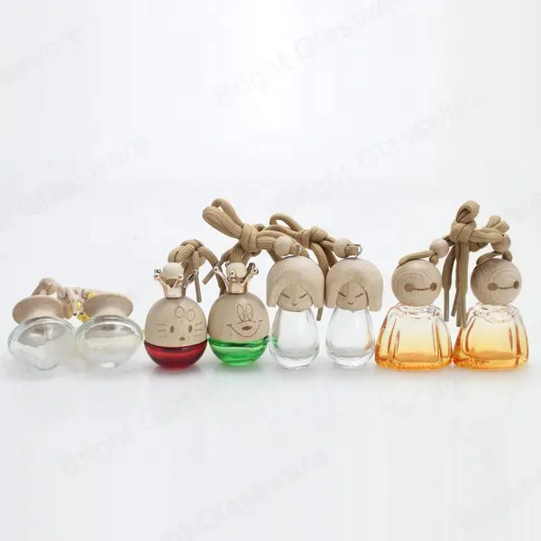 Unique Shape 5ml 10ml 15ml Hanging Car Diffuser Perfume Glass Bottle with Wooden Lid Car Diffuser Bottle Freshener