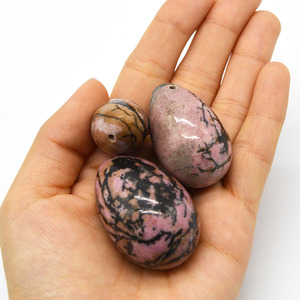 Auténticos huevos <span class=keywords><strong>de</strong></span> Rodonita Yoni al por mayor, artesanías <span class=keywords><strong>de</strong></span> piedra semipreciosa Natural para la salud pélvica, recuperación posparto, bienestar Sexual - Product Image 6