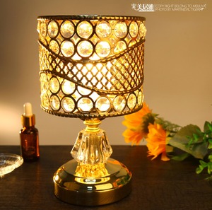 Commercio all'ingrosso di colore <span class=keywords><strong>oro</strong></span> di cristallo scalda olio bruciatore di incenso elettrico - Product Image 1
