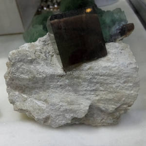 Zarif Doğal Kaba Demir Pirit Taş Temizle Kuvars Kristal Mineraller Örneği - Product Image 2