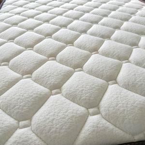 <span class=keywords><strong>Materasso</strong></span> <span class=keywords><strong>a</strong></span> <span class=keywords><strong>molle</strong></span> arrotolabile superiore europeo di lusso <span class=keywords><strong>a</strong></span> doppio lato per gli ospiti <span class=keywords><strong>materasso</strong></span> <span class=keywords><strong>a</strong></span> <span class=keywords><strong>molle</strong></span> <span class=keywords><strong>a</strong></span> doppia tasca piccolo <span class=keywords><strong>materasso</strong></span> arrotolabile - Product Image 6