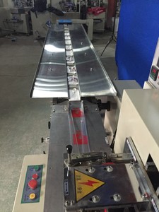 KD-450B อัตโนมัติกระดาษเช็ดปาก/เปียกเนื้อเยื่อกระเป๋า/ม้วนกระดาษเครื่องบรรจุมัลติฟังก์ชั่เครื่องบรรจุภัณฑ์กระเป๋า1ปีถุง - Product Image 3