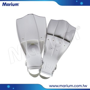 Aletas de Buceo y Snorkel de Alta Calidad con Talón Abierto y Cuchilla de Goma - Product Image 1