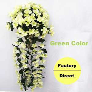 Fiori Artificiali di Seta Viola Pendenti con Decorazione a Cesto - Product Image 4