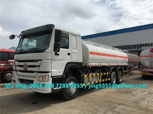 Sinotruck HOWO 6x4 camión <span class=keywords><strong>cisterna</strong></span> <span class=keywords><strong>de</strong></span> petróleo 20-25m3 camión <span class=keywords><strong>cisterna</strong></span> <span class=keywords><strong>de</strong></span> transporte <span class=keywords><strong>de</strong></span> petróleo en venta en Cabo verde - Product Image 2
