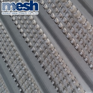 Fabricant chinois certifié ISO, norme ASTM, lattes à nervures haute résistance pour coffrage de sols en <span class=keywords><strong>béton</strong></span>, maille perforée en acier <span class=keywords><strong>galvanisé</strong></span> - Product Image 3