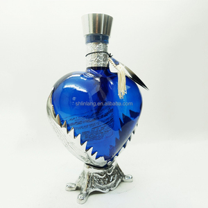 Shanghai Linlang personalizado de lujo en forma de <span class=keywords><strong>corazón</strong></span> <span class=keywords><strong>tequila</strong></span> botella azul botella de <span class=keywords><strong>tequila</strong></span> botella de vidrio - Product Image 1