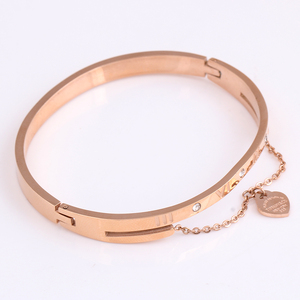 Oro de Rose Plateado de Acero Inoxidable <span class=keywords><strong>Romen</strong></span> Número Crystal Bangle - Product Image 2
