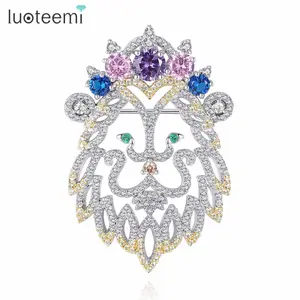 LUOTEEMI hermosa sorprendente atractiva impresionante-Animal León forma broche Multi Color Hijab Pin Aniversario de mujeres