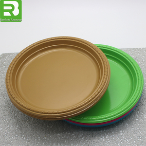 Assiettes jetables en plastique argentées pour fête - Product Image 2