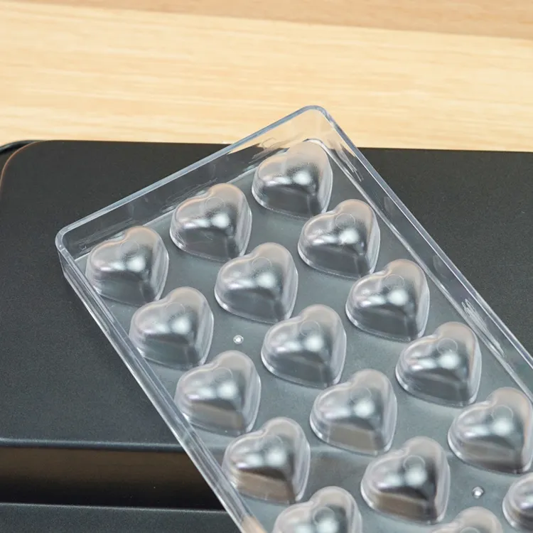 DIY Plastic Chocolate Mold -loving heart