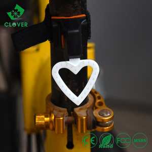 Clover-luz trasera para bicicleta, forma personalizable, estilo creativo con forma de corazón, COB, recargable vía usb, luz decorativa led para bicicleta - Product Image 6
