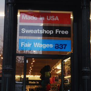 Nhà máy tùy chỉnh chất lượng cao không thấm nước UV/in kỹ thuật số Vinyl cửa sổ decal cho trang trí và quảng cáo - Product Image 5