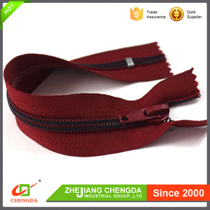 Hàng hóa Xuất khẩu tùy chỉnh chuỗi dài đóng End tự động khóa Reversible <span class=keywords><strong>Nylon</strong></span> răng dây kéo - Product Image 2