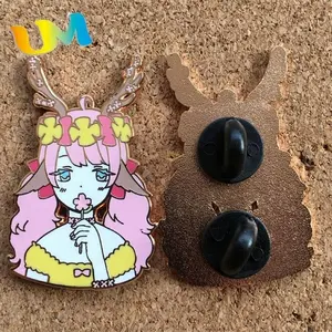 Broche de esmalte, pin de esmalte duro da moda, personagem rosa dourado de metal