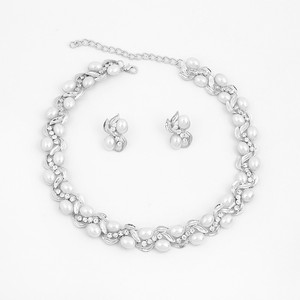 Conjunto <span class=keywords><strong>de</strong></span> joyería <span class=keywords><strong>de</strong></span> <span class=keywords><strong>perlas</strong></span> chapadas en oro para mujer, <span class=keywords><strong>collar</strong></span> y pendientes <span class=keywords><strong>de</strong></span> diamantes <span class=keywords><strong>de</strong></span> imitación, a la moda, para boda - Product Image 5