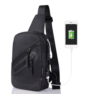 <span class=keywords><strong>La</strong></span> Plazeite motif personnalisé logo personnalisé usb mode coréenne mini poitrine crossbody sport homme sac à bandoulière - Product Image 6