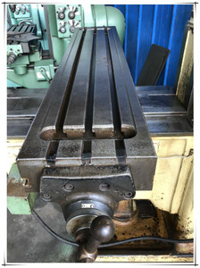 Fresadora Manual Usada de Alta Calidad Tipo Torreta en Equipos Mecánicos - Product Image 6