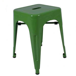 En gros 18 pouces empilable <span class=keywords><strong>chaise</strong></span> <span class=keywords><strong>de</strong></span> <span class=keywords><strong>bar</strong></span> en fer - Product Image 1