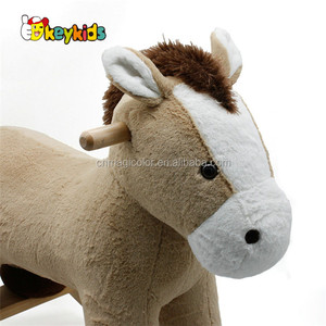 Commercio all'ingrosso migliori giochi al coperto donkey design in legno cavallo a dondolo peluche per i più piccoli W16D113 - Product Image 5