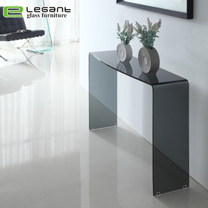 Table <span class=keywords><strong>console</strong></span> <span class=keywords><strong>en</strong></span> <span class=keywords><strong>verre</strong></span> cintré gris avec bord incurvé / Table <span class=keywords><strong>haute</strong></span> <span class=keywords><strong>en</strong></span> <span class=keywords><strong>verre</strong></span> - Product Image 1