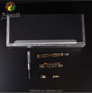 Picasso 901 <span class=keywords><strong>Stilografica</strong></span>, Gold-plating intagliato con logo Calligrafia <span class=keywords><strong>Penna</strong></span> <span class=keywords><strong>Stilografica</strong></span> Inchiostro - Product Image 3