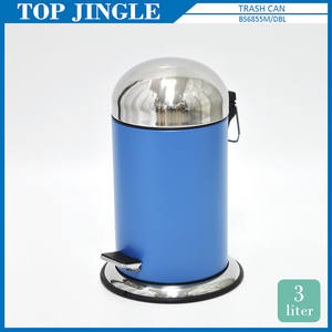 Cubo de basura de metal con forma de bala de color blanco a la venta - Product Image 4