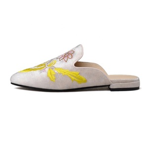 <span class=keywords><strong>Scarpe</strong></span> piatte <span class=keywords><strong>da</strong></span> donna <span class=keywords><strong>comode</strong></span> con punta ricamata di nuovo design - Product Image 6