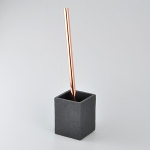 Porte-brosse de toilette en forme de fût en poly gris - Product Image 3