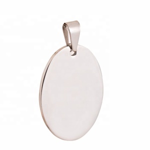 <span class=keywords><strong>Pendentif</strong></span> ovale personnalisé avec logo gravé, style médaille d'identification pour chien, polissage miroir, 100% acier inoxydable, plaqué <span class=keywords><strong>or</strong></span> 18 carats, vente en gros - Product Image 2