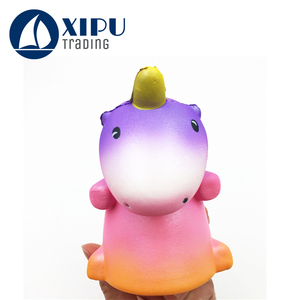 Giocattolo antistress di squalo Squishy Kawaii Best Seller all'ingrosso della fabbrica con Logo personalizzato - Product Image 5