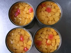 Новый Урожай консервированных фруктовых коктейлей, смешанных фруктовых коктейлей в сиропе в LS в легком сиропе в грушевом соке